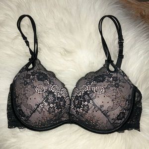 Victoria’s Secret sexy little things bra 32d